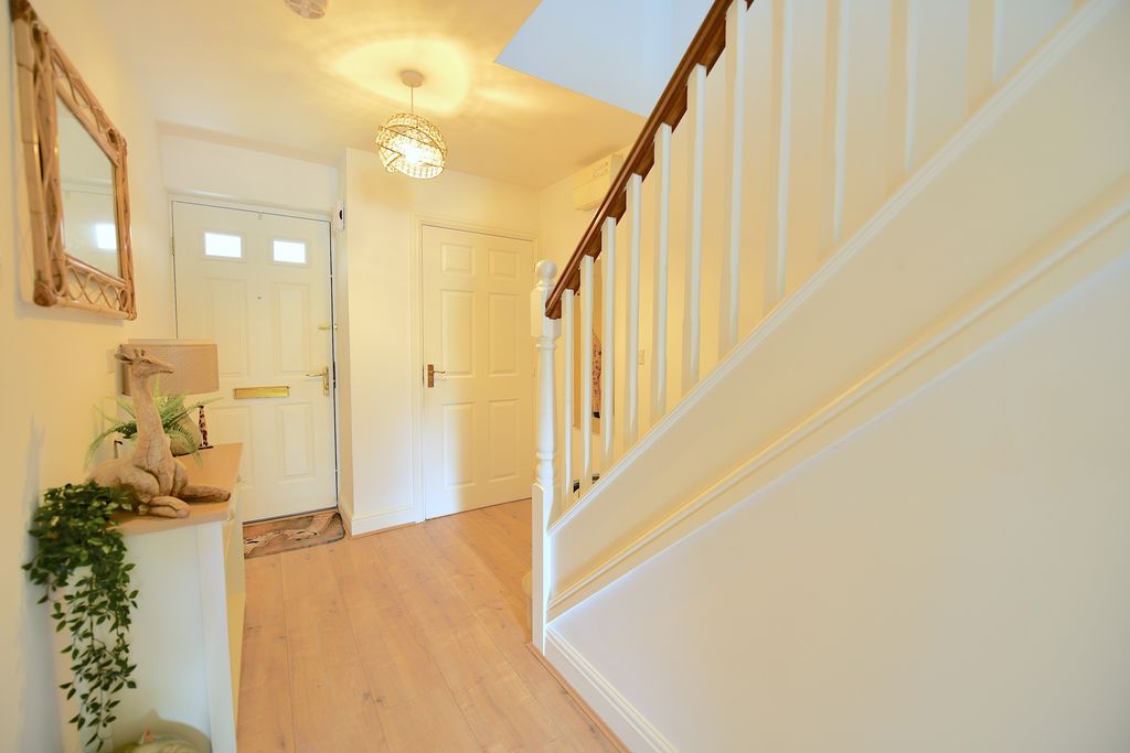 Entrance Hall- click for photo gallery